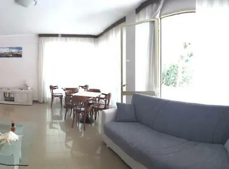 Terrasse מלון 2*